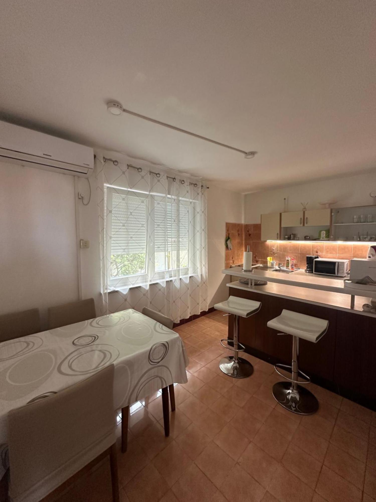 Apartmani Ira Crikvenica Εξωτερικό φωτογραφία